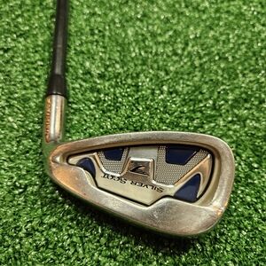 Tommy Armour	Silver Scot SW 8 Iron Graphite Uniflex Right Handed Club 37.5”